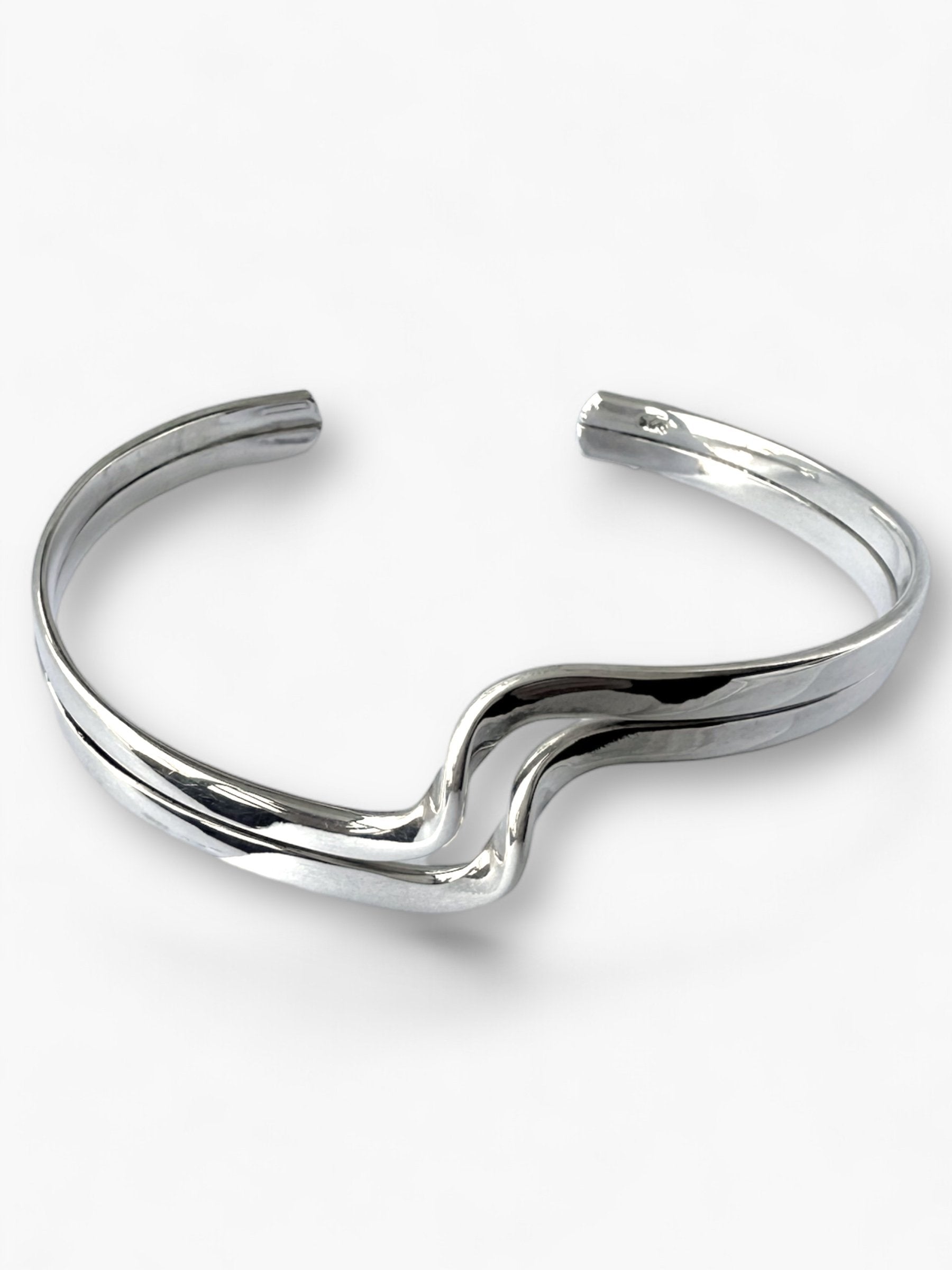 Double Wave Cuff