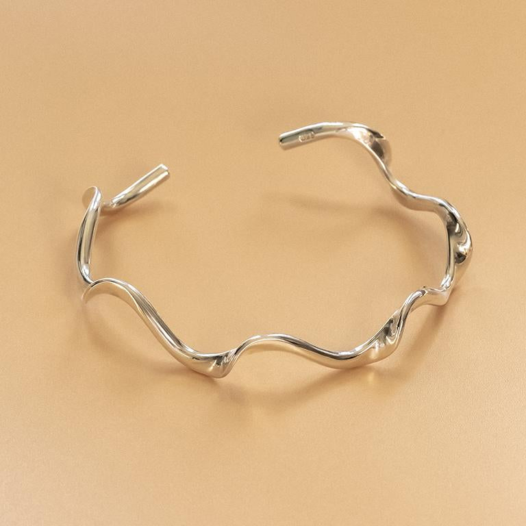 Wave Cuff
