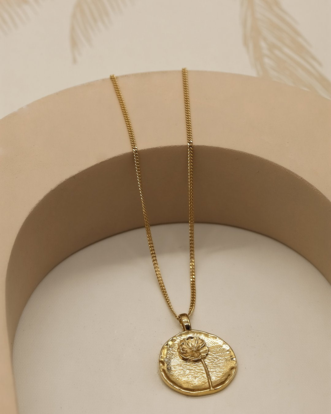 Poppy Necklace