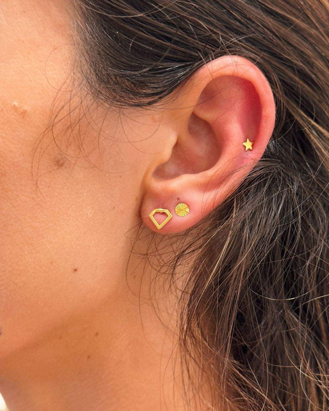 New Circle Stud